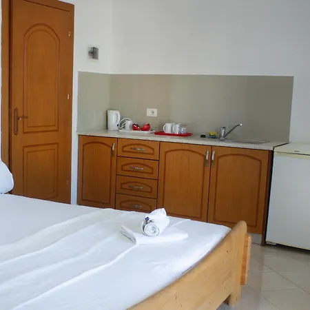 Kel Bed & Breakfast